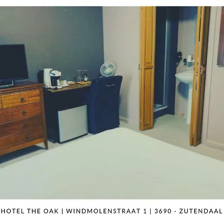 Hotel The Oak 2*